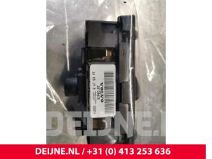 Volvo V40 Light switch O142687 photo 2
