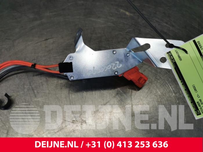 Volvo XC40 Acculader O142725