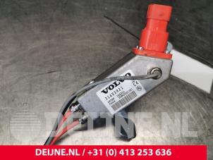 Volvo XC40 Acculader O142725 foto 2