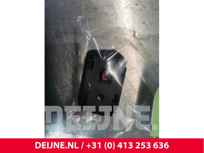 Volkswagen ID.4 Light switch O142910