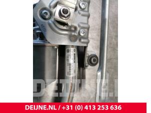 Volkswagen ID.4 Wiper motor + mechanism O142919 photo 2