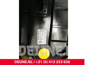 Volkswagen ID.4 Window mechanism 4-door, front right O142935 photo 2