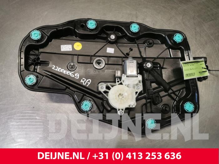 Volkswagen ID.4 Rear door window mechanism 4-door, right O142938