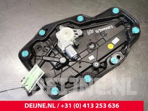 Volkswagen ID.4 Ruitmechaniek 4Deurs rechts-achter O142938 foto 2