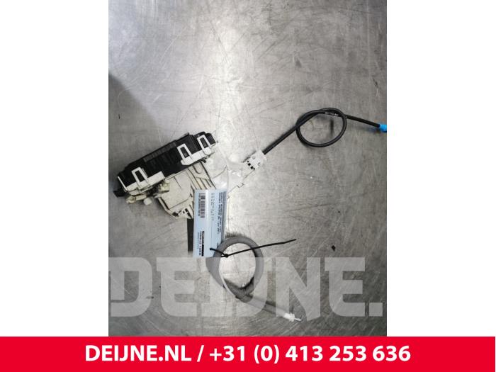 Mercedes Sprinter Deurslot Mechaniek 2Deurs links O143018