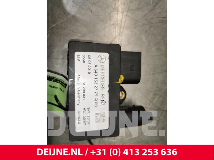 Mercedes B-Klasse Glow plug relay O143093
