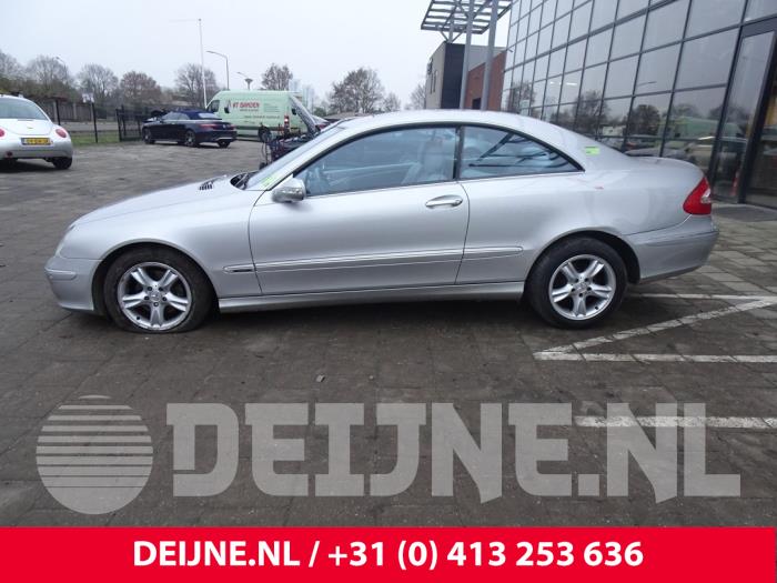 Mercedes CLK Window 2-door, rear left O143144