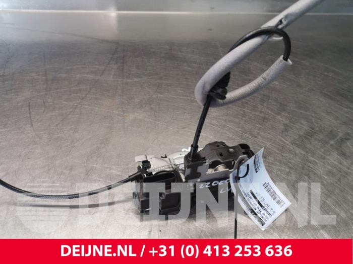 Volvo XC40 Deurslot Mechaniek 4Deurs links-voor O143238