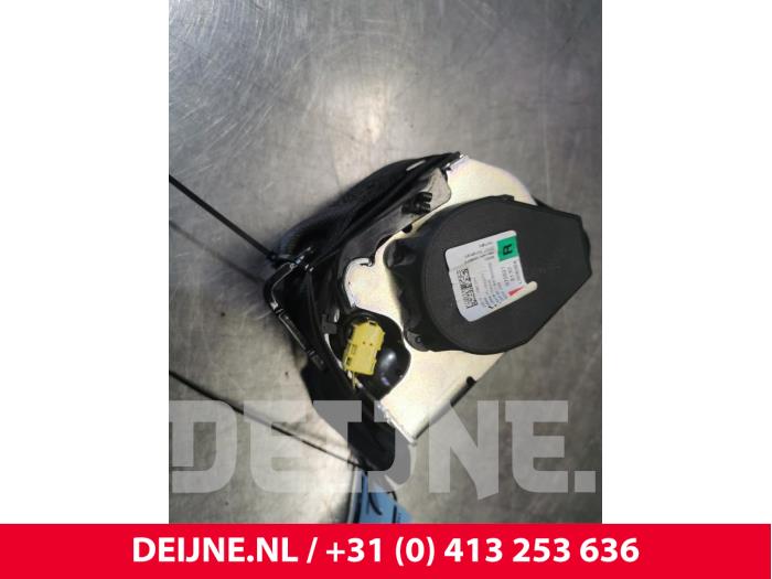Volvo XC40 Sicherheitsgurt rechts hinten O143249