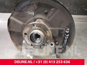 Volvo XC40 Fusee rechts-voor O143278 foto 2