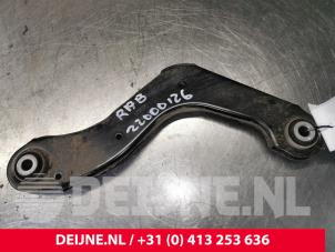 Gebruikte Draagarm boven rechts-achter Volvo XC40 (XZ) 2.0 B4 16V Mild Hybrid Geartronic AWD Prijs € 50,00 Margeregeling aangeboden door van Deijne Onderdelen Uden B.V.