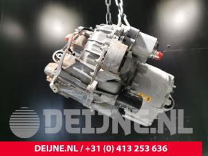 Tesla Model 3 Elektromotor Elektro-Auto O143294 foto 2