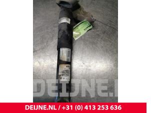 Volvo XC90 Rear shock absorber, right O143324 photo 2