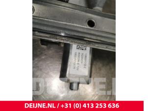 Renault Trafic Ruitmechaniek 2Deurs links-voor O143412 foto 3