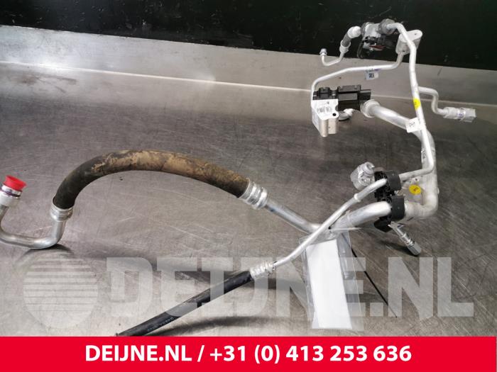 Volkswagen ID.4 Air conditioning line O143457