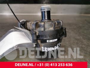 Volkswagen ID.4 Zusätzliche Wasserpumpe O143500 foto 2