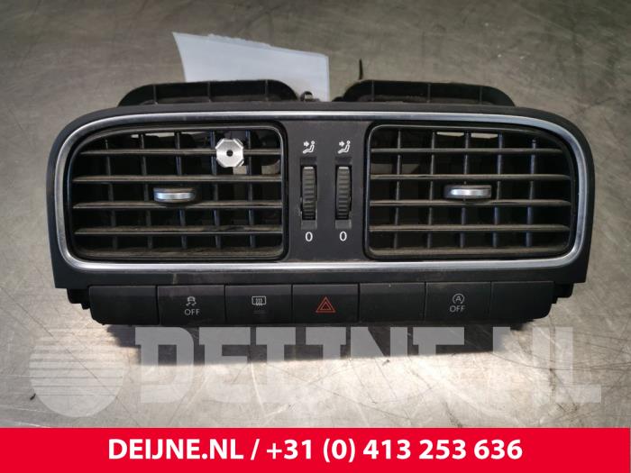 Volkswagen Polo Luftgitter Armaturenbrett O143594