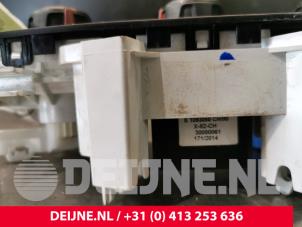 Renault Trafic Heater control panel O143637 photo 3