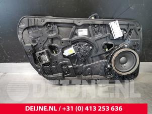 Gebruikte Ruitmechaniek 4Deurs links-voor Volvo V40 (MV) 2.0 D2 16V Prijs € 50,00 Margeregeling aangeboden door van Deijne Onderdelen Uden B.V.