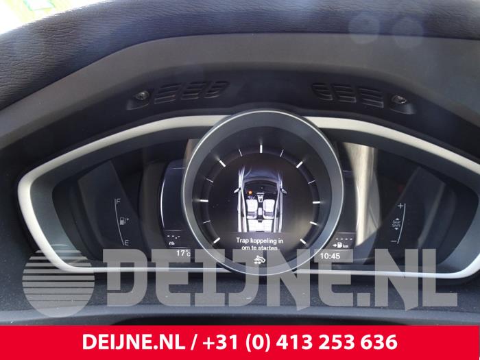 Volvo V40 Kilometerteller KM O143689