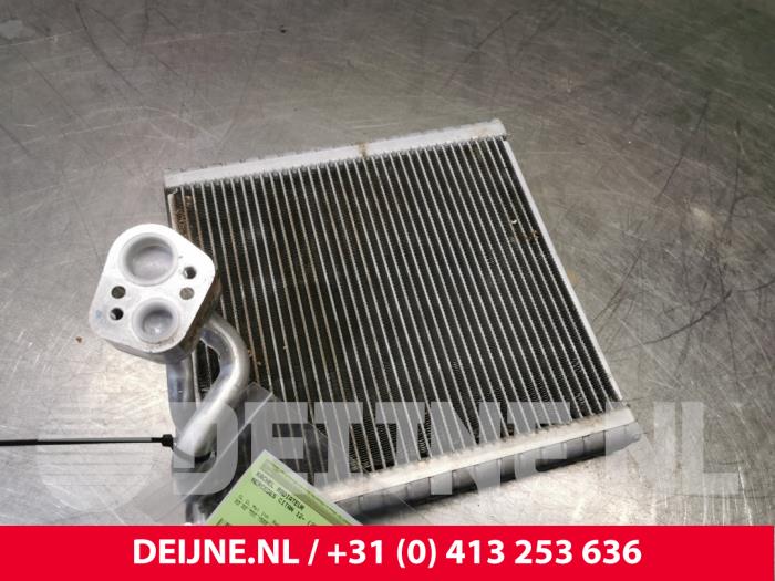 Mercedes Citan Kachel Radiateur O143937