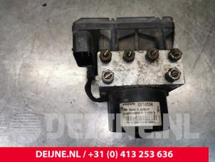 Gebruikte ABS Pomp Volvo V70 (SW) 2.4 20V 140 Bifuel Prijs € 120,00 Margeregeling aangeboden door van Deijne Onderdelen Uden B.V.
