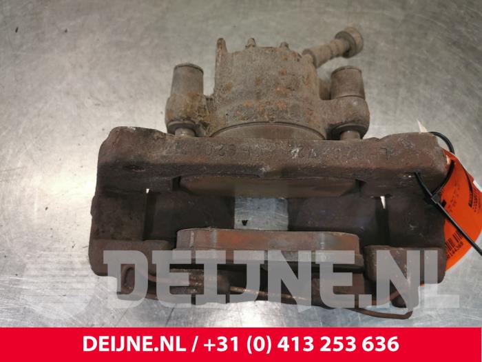 Volvo V70 Bremszange rechts vorne O144369