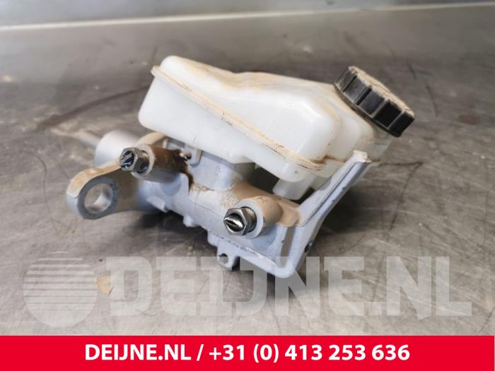 Volvo V90 Hoofdremcilinder O144421