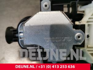 Volvo V90 Türgriff 4-türig links vorne O144426 foto 3