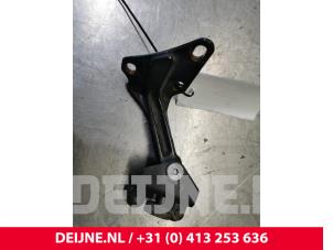 Mercedes Sprinter Sliding door roller, right O144589 photo 2
