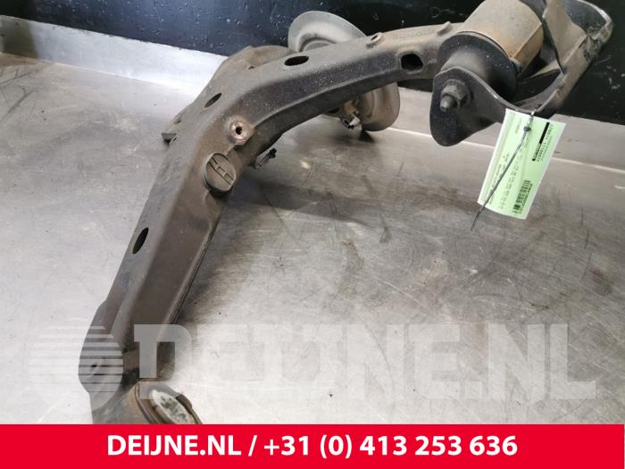 Peugeot Expert Draagarm rechts-achter O144630