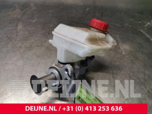 Gebruikte Hoofdremcilinder Skoda Kodiaq 1.5 TSI 150 ACT 16V Prijs € 24,00 Margeregeling aangeboden door van Deijne Onderdelen Uden B.V.