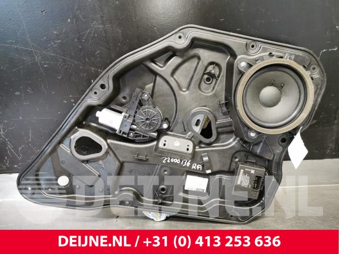 Volvo V60 Ruitmechaniek 4Deurs rechts-achter O144773