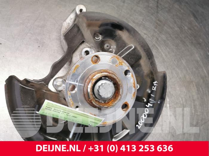 Skoda Kodiaq Knuckle, rear right O144788