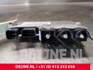 Peugeot Expert Start/Stop computer O144895 photo 2