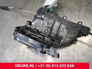 Mercedes Vito Deurslot Mechaniek 2Deurs rechts O144946 foto 3