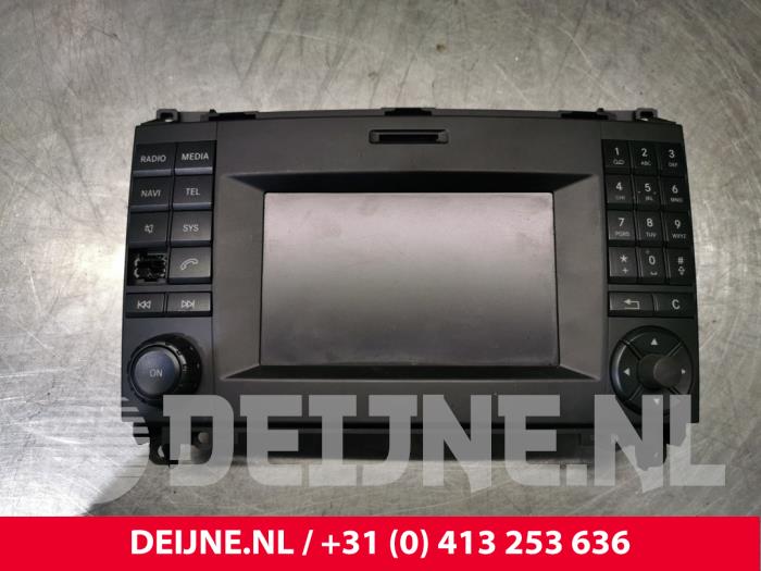 Mercedes Vito Radio O144954