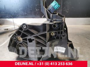 Opel Vivaro Bremspedal O144960 foto 3