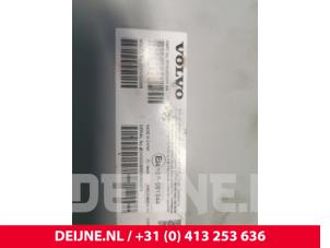 Volvo XC40 Radio versterker O145035 foto 3