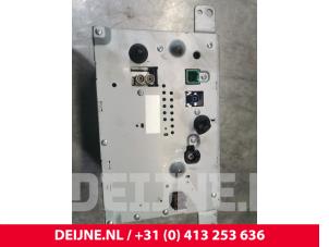 Volvo XC40 Regelunit Multi Media O145036 foto 2