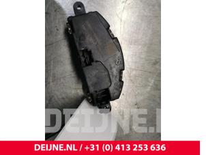 Volvo XC40 Heater resistor O145068 photo 2