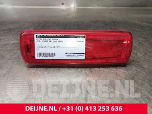 Opel Vivaro Extra Remlicht midden O145101 foto 2