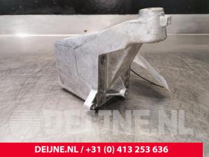 Gebruikte Motorsteun Mercedes Sprinter 3,5t (906.63) 313 CDI 16V Prijs € 36,30 Inclusief btw aangeboden door van Deijne Onderdelen Uden B.V.