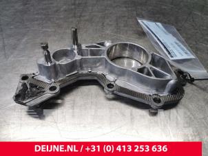 Gebruikte Distributiedeksel Mercedes Sprinter 3,5t (906.63) 313 CDI 16V Prijs € 84,70 Inclusief btw aangeboden door van Deijne Onderdelen Uden B.V.