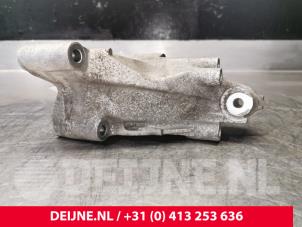 Volkswagen Crafter Motorsteun O145123 foto 2