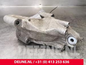 Gebruikte Motorrubber Volkswagen Crafter 2.0 TDI Prijs € 30,25 Inclusief btw aangeboden door van Deijne Onderdelen Uden B.V.