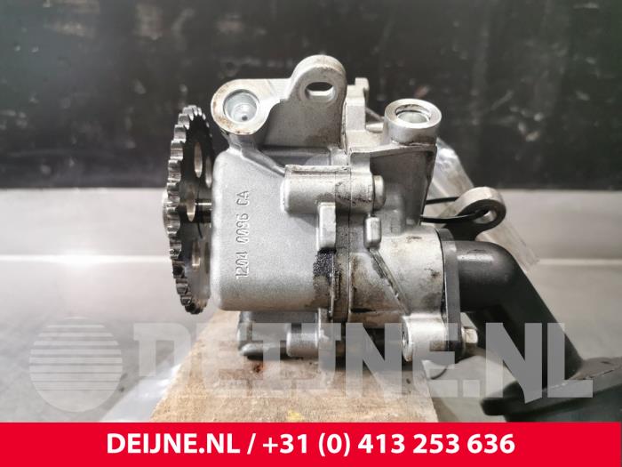 Gebruikte Oliepomp Ford Transit Custom Prijs € 60,50 Inclusief btw aangeboden door van Deijne Onderdelen Uden B.V.