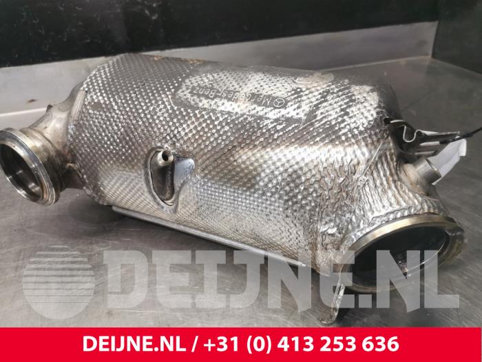 Gebruikte Katalysator Mercedes Sprinter 5t (907.6) 315 CDI 2.0 D RWD Prijs € 907,50 Inclusief btw aangeboden door van Deijne Onderdelen Uden B.V.