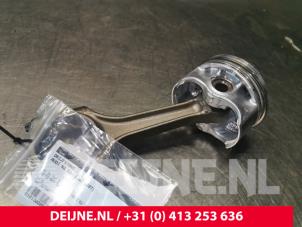 Gebruikte Drijfstang Audi A3 Sportback (8PA) 1.8 TFSI 16V Prijs € 50,00 Margeregeling aangeboden door van Deijne Onderdelen Uden B.V.