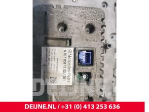 Mercedes Sprinter Display Multi Media control unit O145326 photo 3